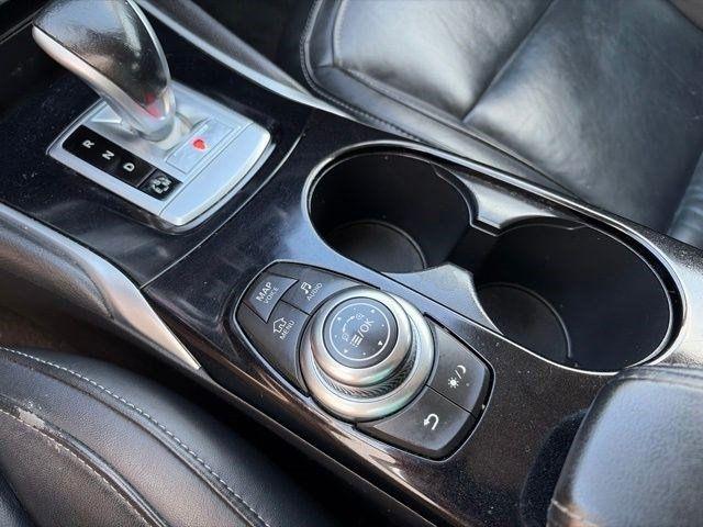 Infiniti QX30  2017