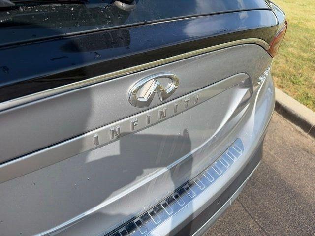 Infiniti QX30  2017