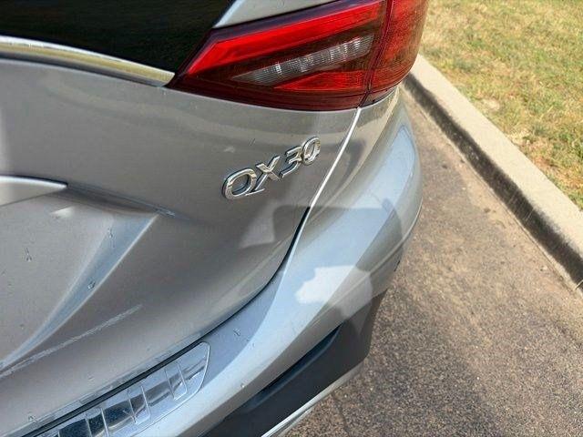 Infiniti QX30  2017