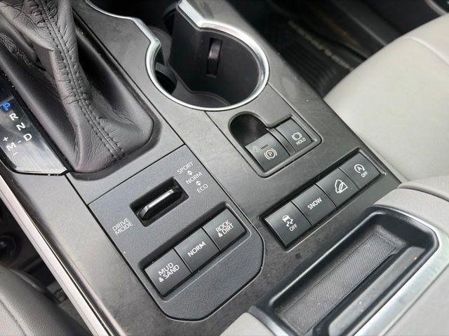Toyota Highlander  2020