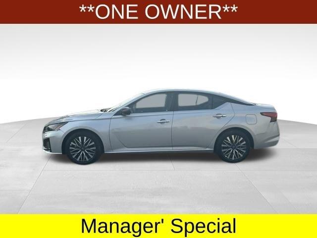Nissan Altima  2025