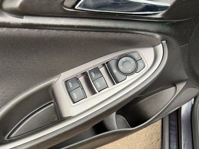 Chevrolet Malibu  2023