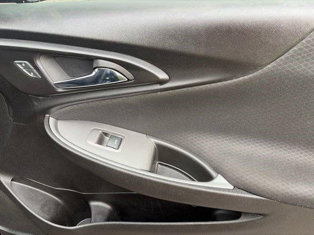 Chevrolet Malibu  2023