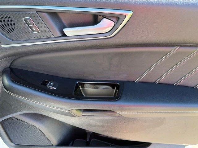 Ford Edge  2020