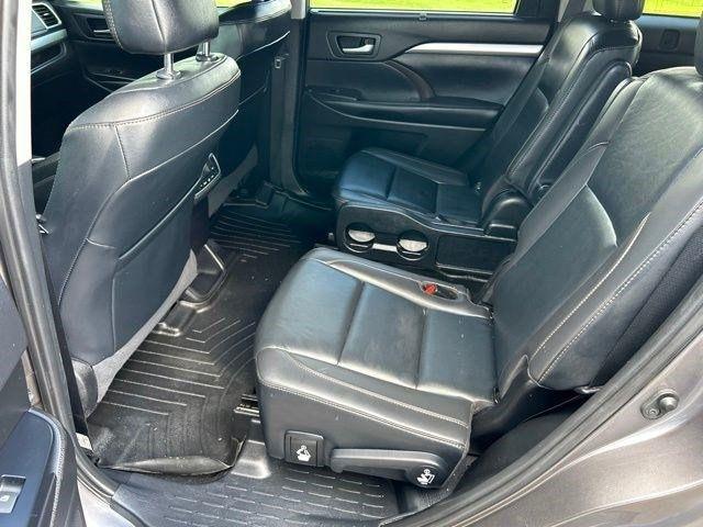 Toyota Highlander  2019