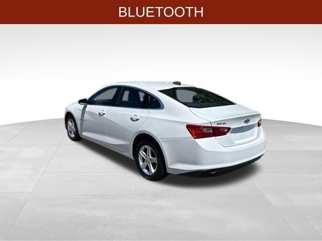 Chevrolet Malibu  2023