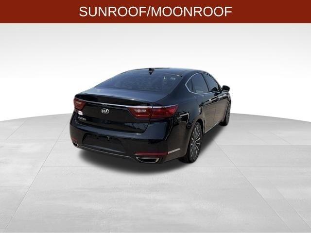 Kia Cadenza  2017