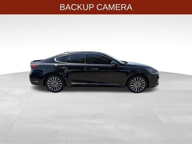 Kia Cadenza  2017