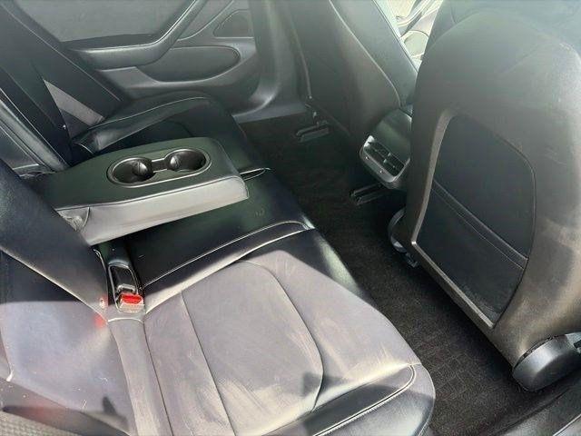Tesla Model 3  2018