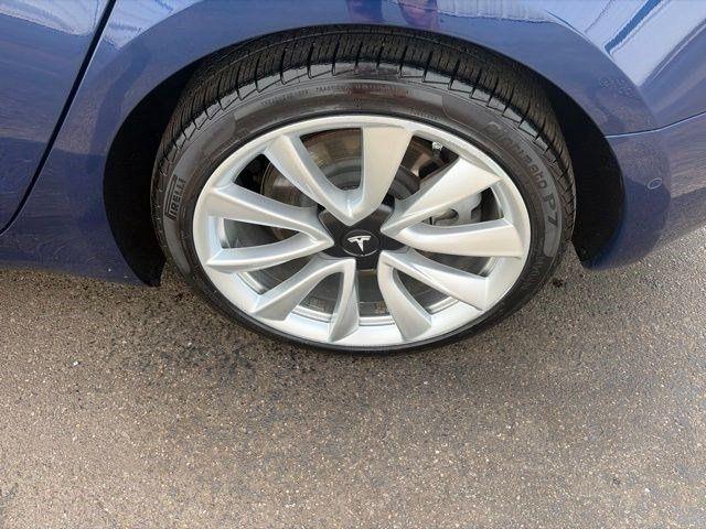 Tesla Model 3  2018