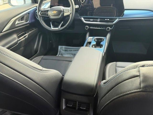 Chevrolet Equinox EV  2026