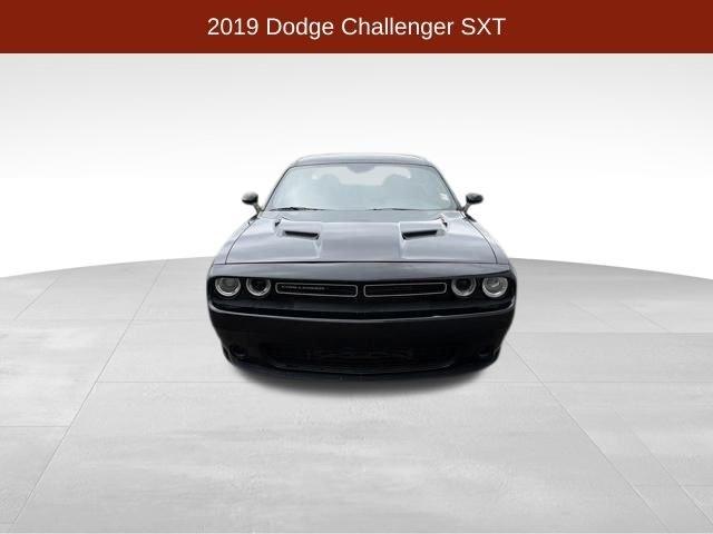 Dodge Challenger  2019