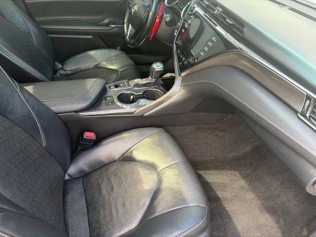 Toyota Camry  2020