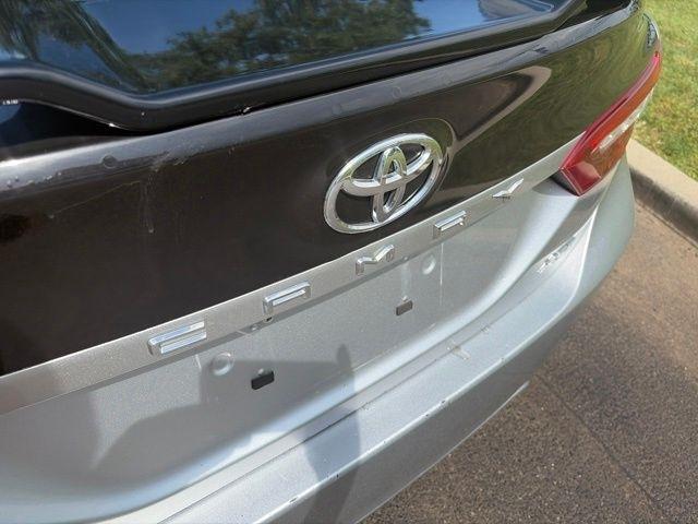Toyota Camry  2020