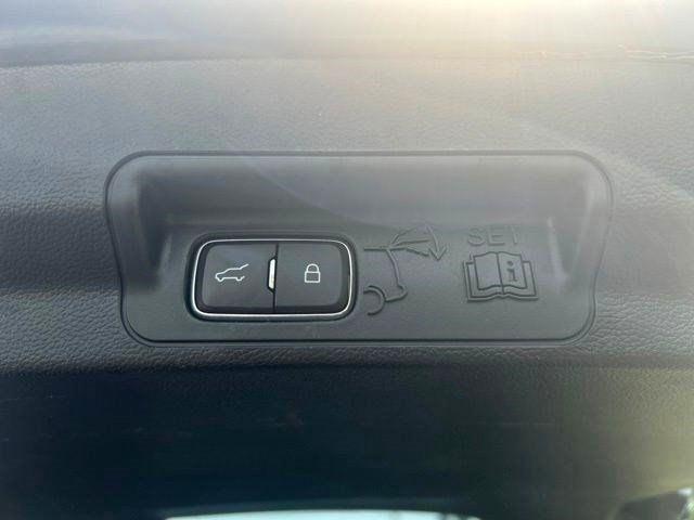 Ford Explorer  2021