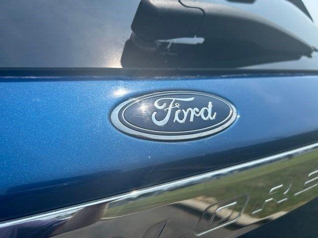 Ford Explorer  2021