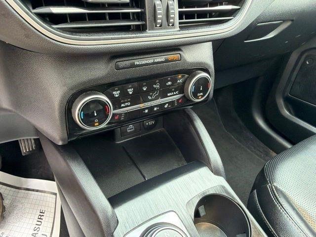 Ford Escape Plug-in Hybrid  2022