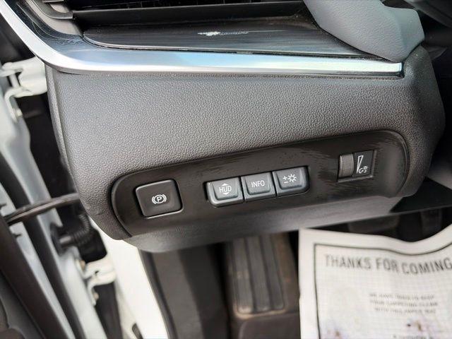Buick Enclave  2022