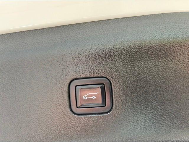 Buick Enclave  2022
