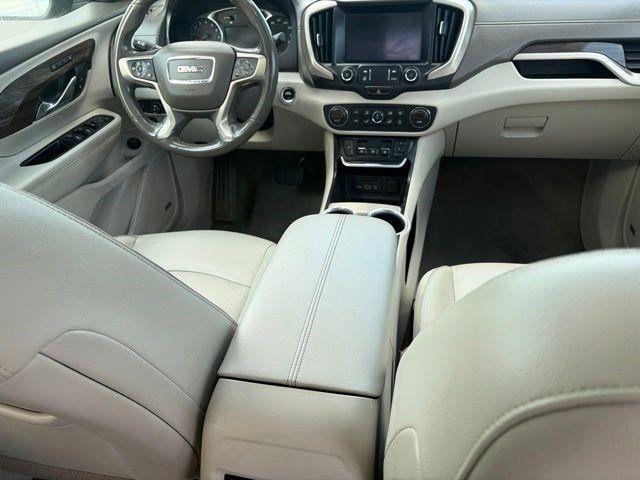 GMC Terrain  2020