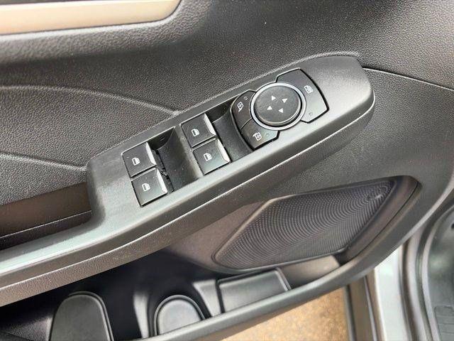 Ford Escape  2022