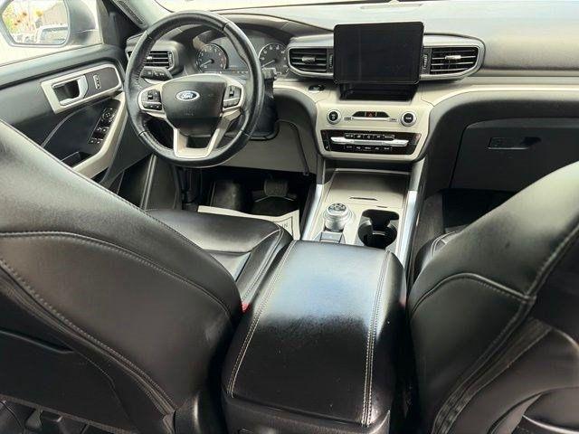 Ford Explorer XLT 4WD 2022