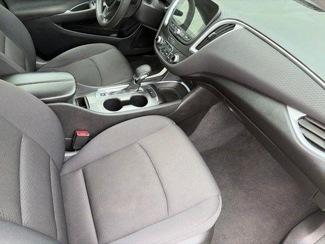 Chevrolet Malibu  2023