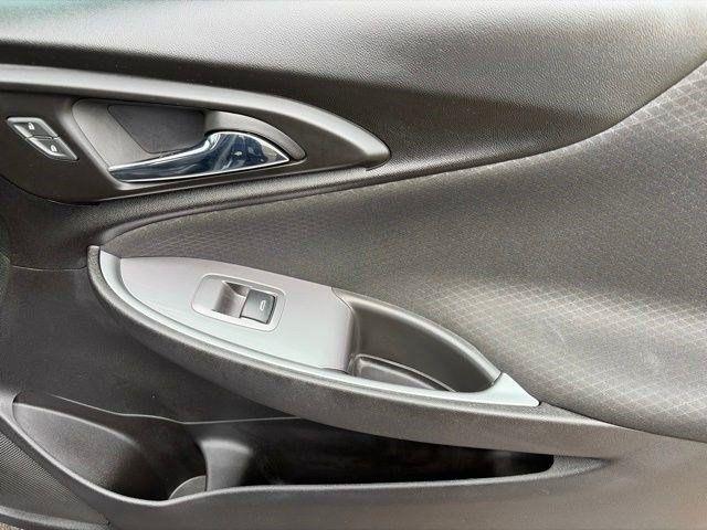 Chevrolet Malibu  2023
