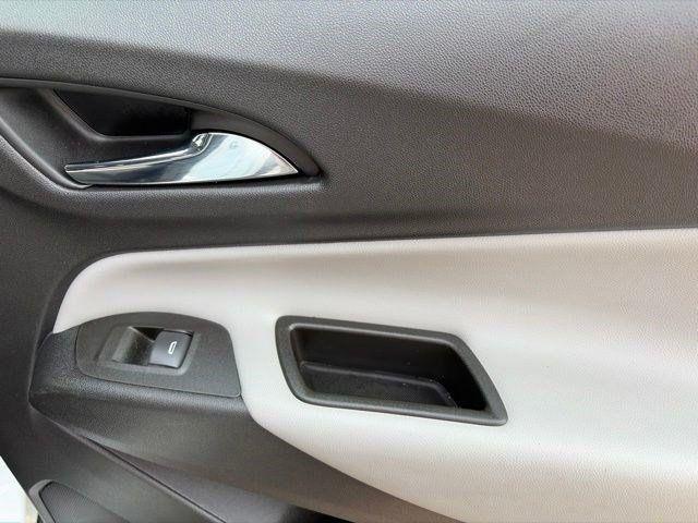 Chevrolet Equinox LS AWD 2022