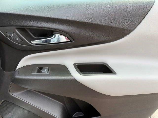 Chevrolet Equinox LS AWD 2022