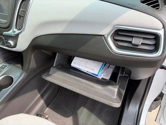Chevrolet Equinox LS AWD 2022
