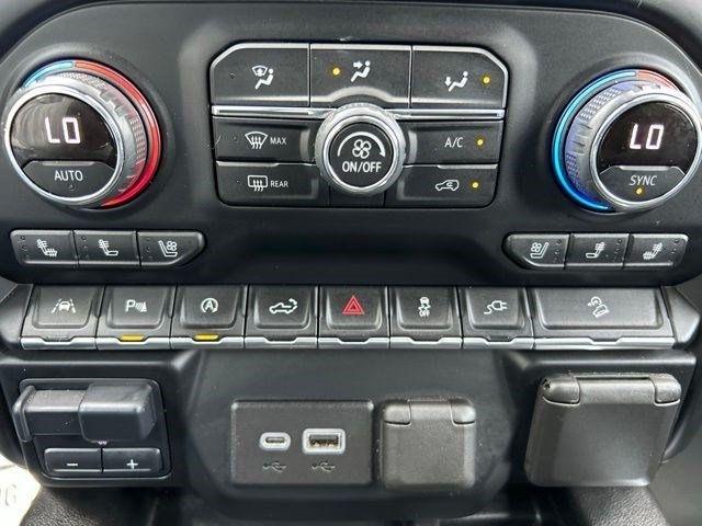Chevrolet Silverado 1500  2021