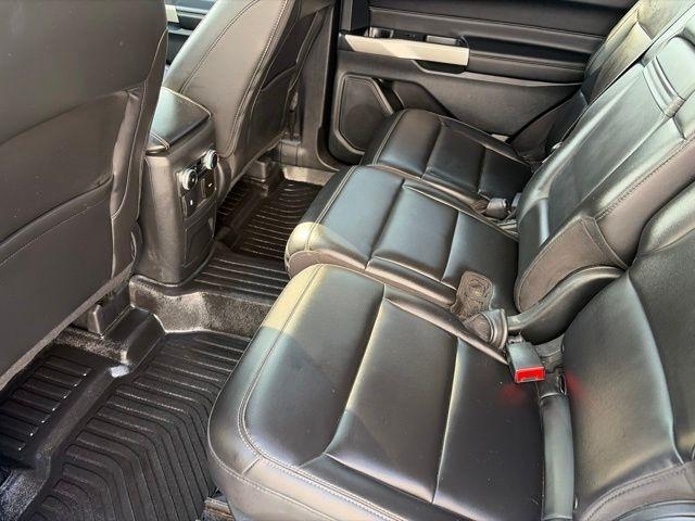 Ford Explorer  2022