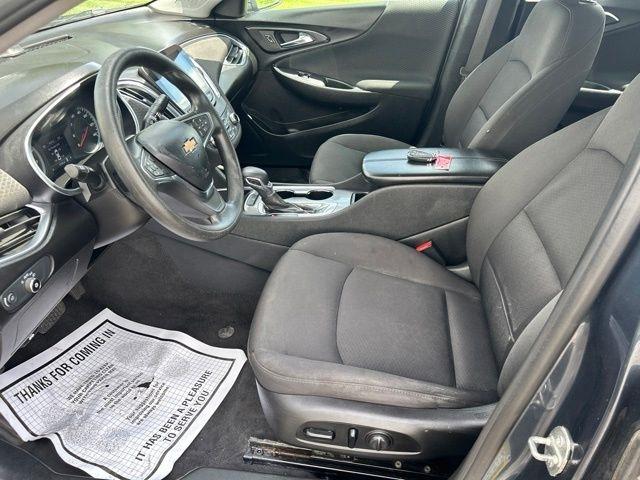 Chevrolet Malibu  2021