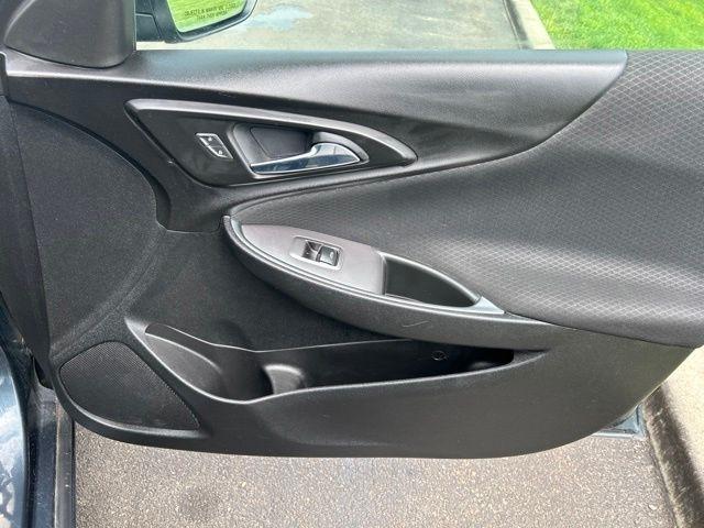 Chevrolet Malibu  2021