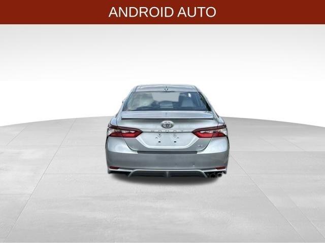 Toyota Camry  2024