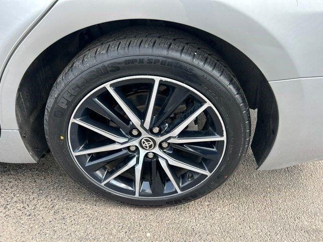 Toyota Camry  2024