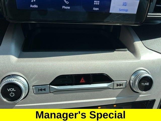 Ford Explorer  2023