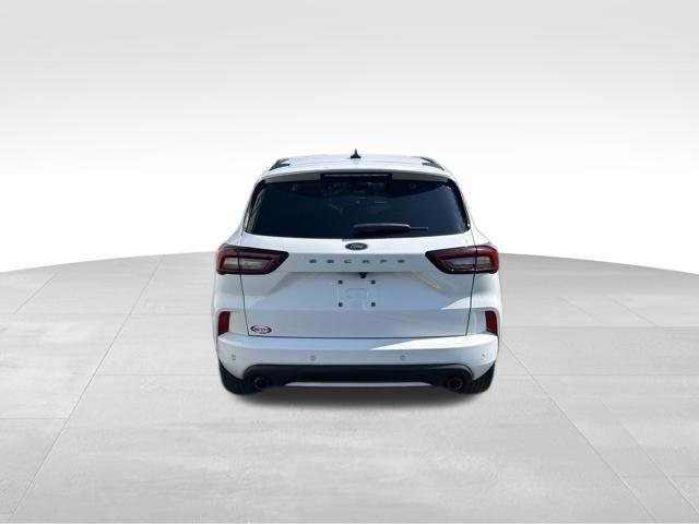 Ford Escape  2023