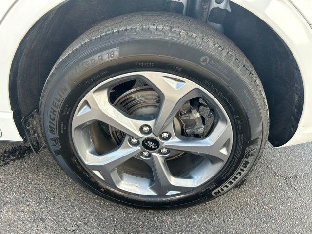 Ford Escape  2023