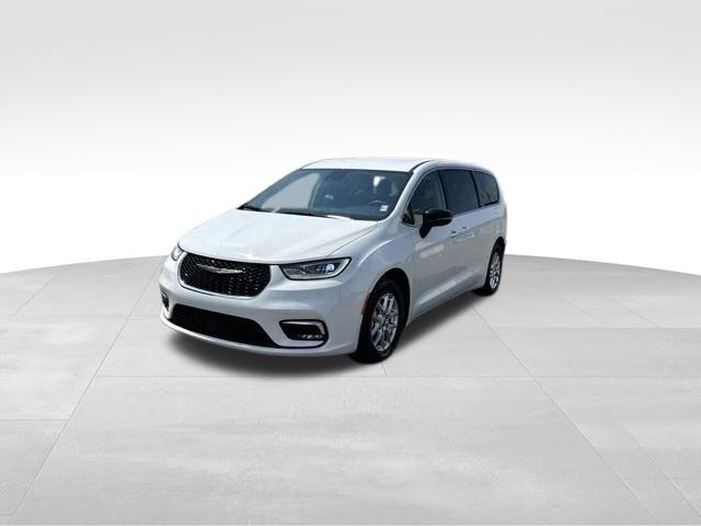 Chrysler Pacifica  2024