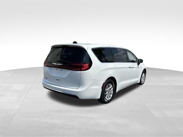 Chrysler Pacifica  2024
