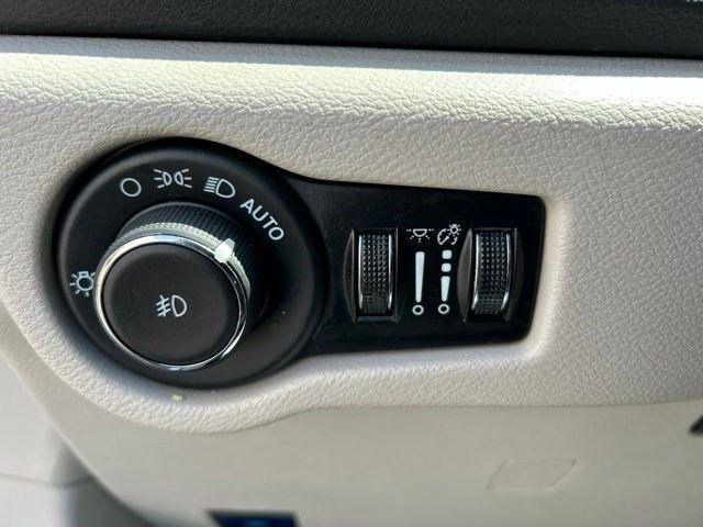 Chrysler Pacifica  2024