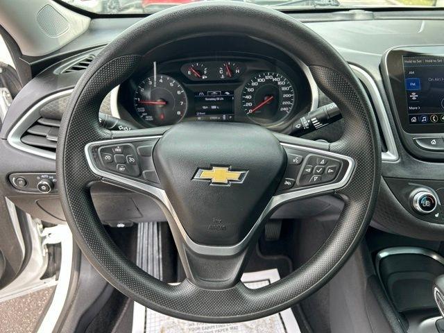 Chevrolet Malibu  2022