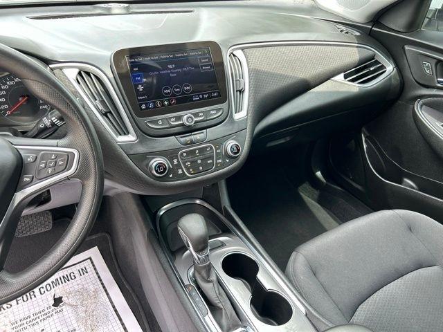 Chevrolet Malibu  2022