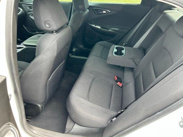 Chevrolet Malibu  2022