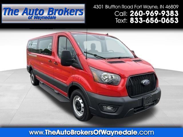 Ford Transit Passenger Wagon  2024