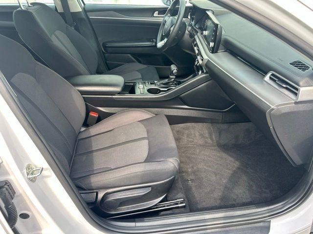 Kia K5  2023