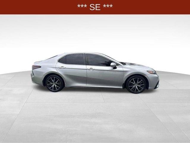 Toyota Camry  2023