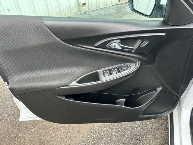 Chevrolet Malibu  2023